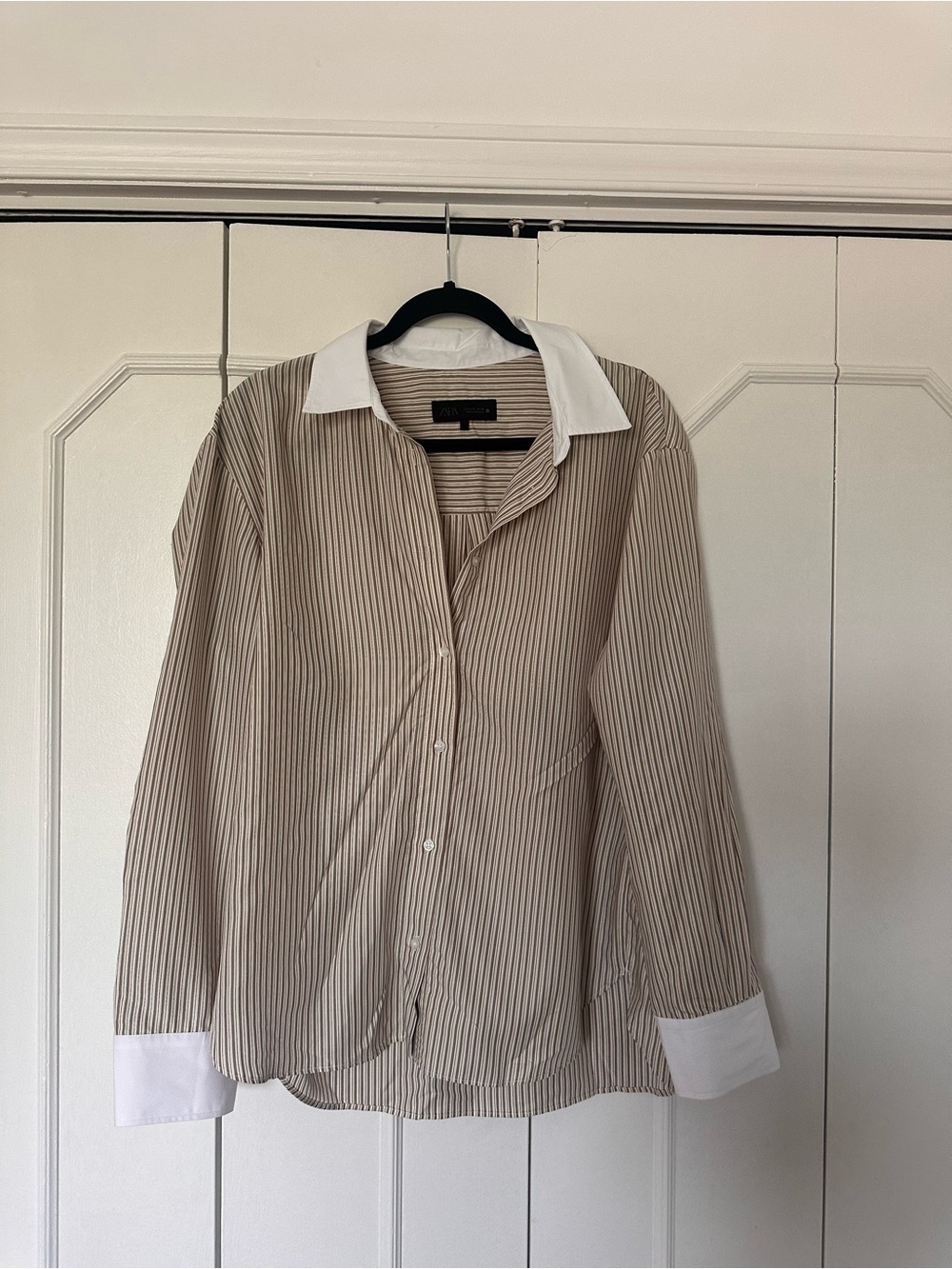 Zara Beige Pinstripe Dress Shirt with White Collar and Cuffs